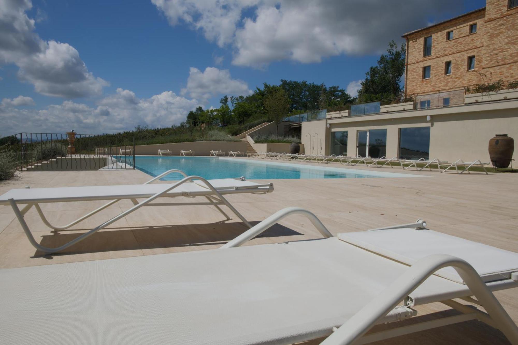 Officina Del Sole Resort Montegiorgio