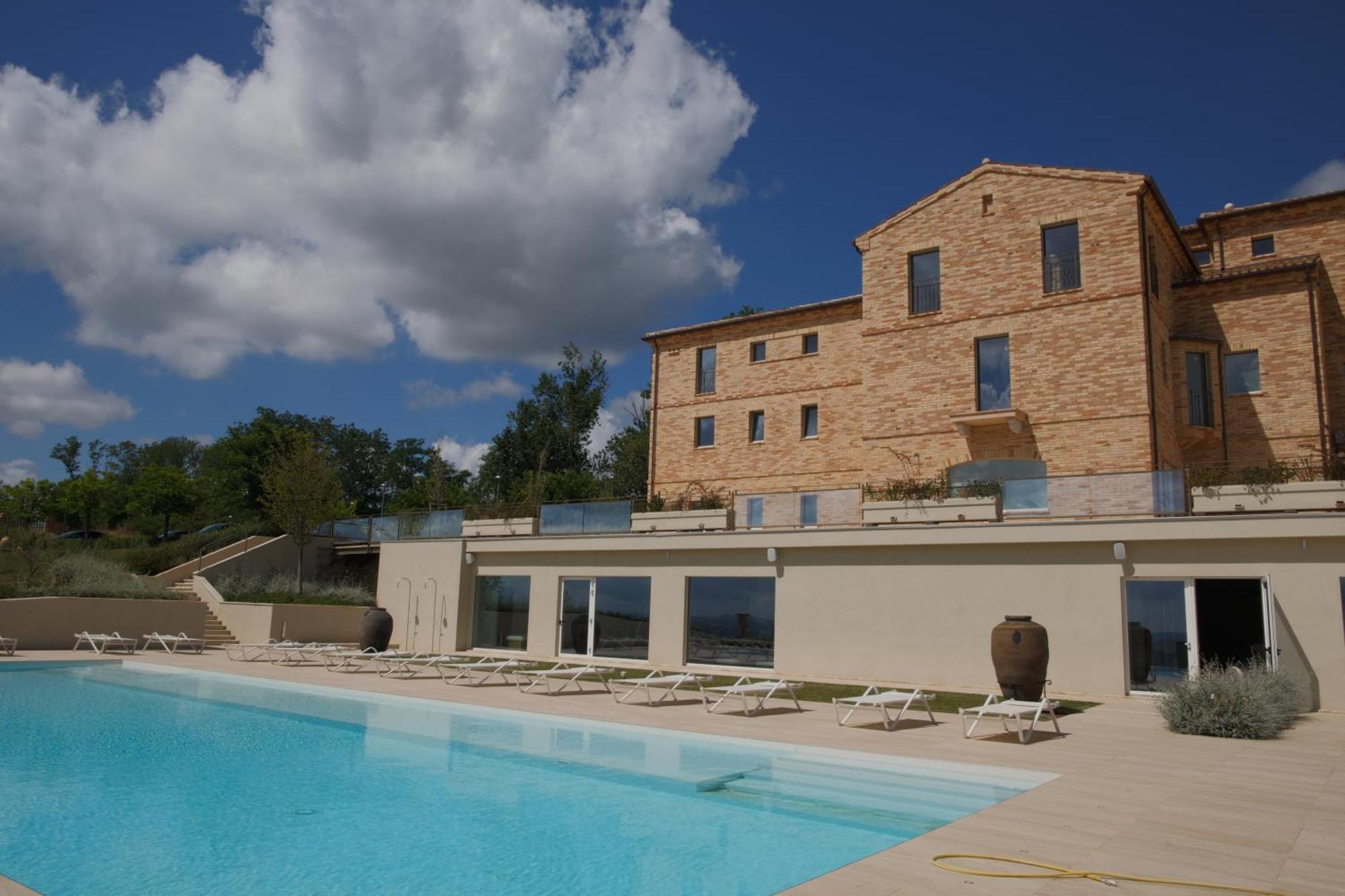 Resort Officina Del Sole Montegiorgio